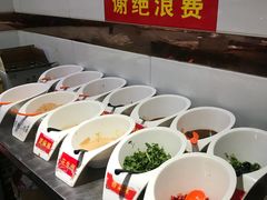 -老北京热气涮羊肉·小龙虾·烤鱼(呼玛路店)