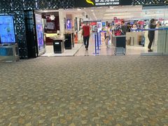 -日上免税行(浦东机场五店)