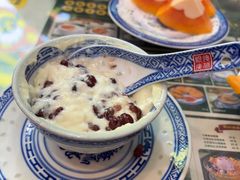 -广信牛奶甜品世家(台东店)