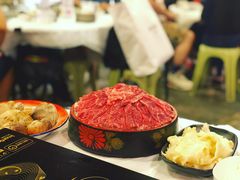 -鲜入围煮花胶鸡海鲜火锅