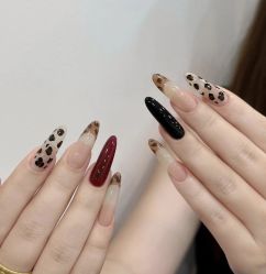 -斯馨·健康美甲美睫