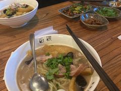 -每碗面馆(新鸿安大厦店)