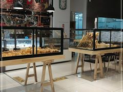面包甜点陈列柜-熊叔熊婶面包房(团结湖店)