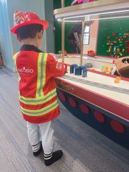 -奈尔宝·儿童乐园·亲子餐厅(华采天地店)