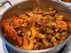 -七欣天香辣蟹火锅(无锡金太湖国际城店)