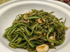 -闯关东东北农家菜(崂山石老人店)