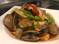 -马路牙子烧烤音乐酒馆(望京店)