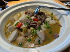 -头上红煨盐鸡·非遗院子餐厅