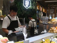 自助取餐区-每日新鲜水果吧(黄浦来福士店)