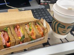 -星巴克(北京市民生金融中心店)