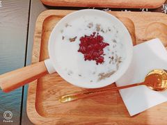 椰奶紫米银耳羹-炖物24章·顺时轻养茶(杭州大厦店)