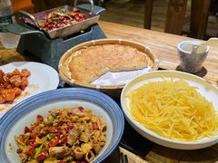 -萬家灯火·私房湘菜·22年老手艺(南岭大道店)
