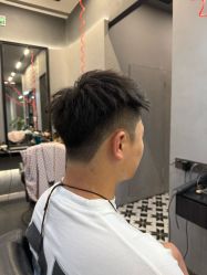 -老肖男士理发店