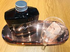 -ZING COFFEE 镜咖啡