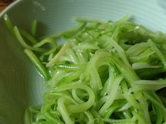 油渣炒佛手瓜-云之南(八里庄店)