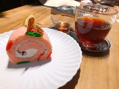 草莓卷-谷咖啡·鲜花绿植花园餐厅