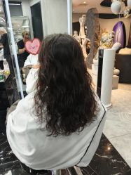 -TOP HAIR SALON