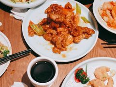 -吕氏疙瘩汤·新派鲁菜(济南万象城店)