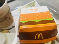 -麦当劳(徐汇漕溪北路百脑汇店)