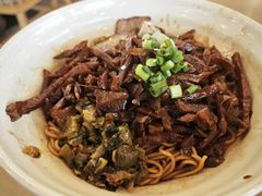 -佬钱湾仔(衣裳街店)