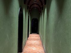 -孔雀裡融合餐厅