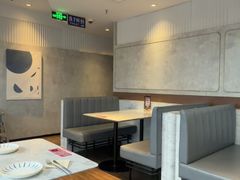 -必胜客(白广路店)