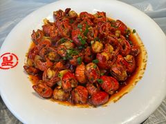 -肥肥虾庄·金牌油焖大虾(杨园滨江时代walk店)