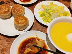 -清真吴记门钉肉饼·喜多利