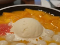 -三花奶奶的甜品(百联嘉定购物中心店)