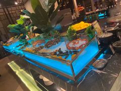 -广州万富希尔顿酒店·感趣自助餐厅·金秋蟹宴生蚝海鲜刺身