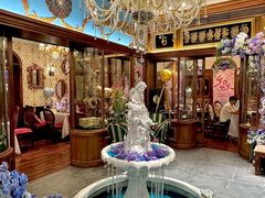 -秘密旅行Bonjour(黑金冠 江南西店)