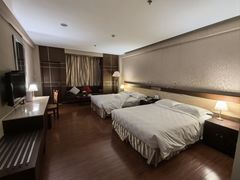 -昆明春城湖畔度假村