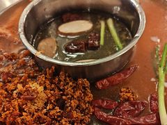 -山城年华老火锅(玉林店)