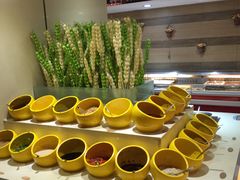 -蒙肥羊·酸汤潮牛·鲜牛肉火锅烤肉自助(岗顶店)
