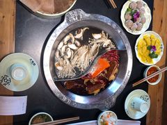 -大龙辣火锅·龙虾·烧烤(湖滨新天地店)