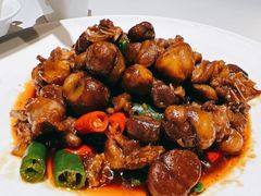 板栗烧乳鸽-琬苑鸽庄·川粤融合菜(解放碑总店)