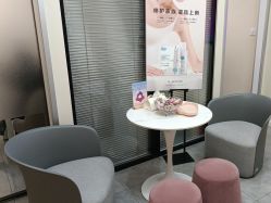 -咪咪专业脱毛连锁机构