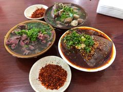 -小杨翘脚牛肉