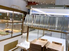 面包甜点陈列柜-奈雪的茶(中海环宇荟店)