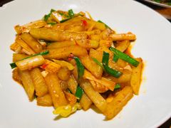酸冬瓜炒藕尖-吃饭皇帝大(合生汇店)