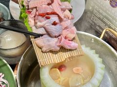 -得意咚瓜·顺德鱼生·冬瓜火锅(深圳首店)