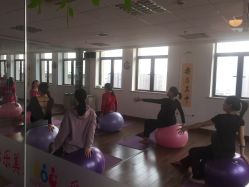 -爱尔乐美孕产瑜伽·普拉提