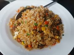 牛魔王炒饭-春草居酒屋·晴子の店