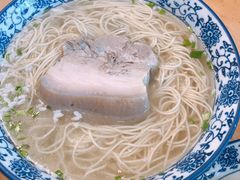 枫镇肉面-裕兴记·三虾面(西北街总店)