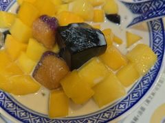 -广信牛奶甜品世家(台东店)