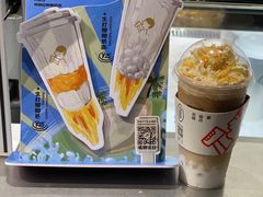 -喜茶(上海打浦桥日月光gelato lab+店)