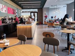 -星巴克臻选(郑州中原万达店)