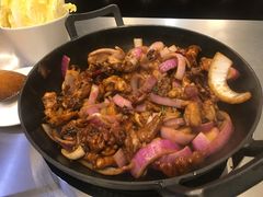-胡须佬鸡煲四季火锅店(石厦西村直营店)