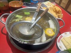 -潮汕·草根牛肉档(上海荟聚城市集市店)