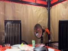 -二荆条·蜀鲜汇城市森林火锅